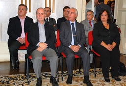 Imagem panormica todos os Membros da AME que tomaram posse.